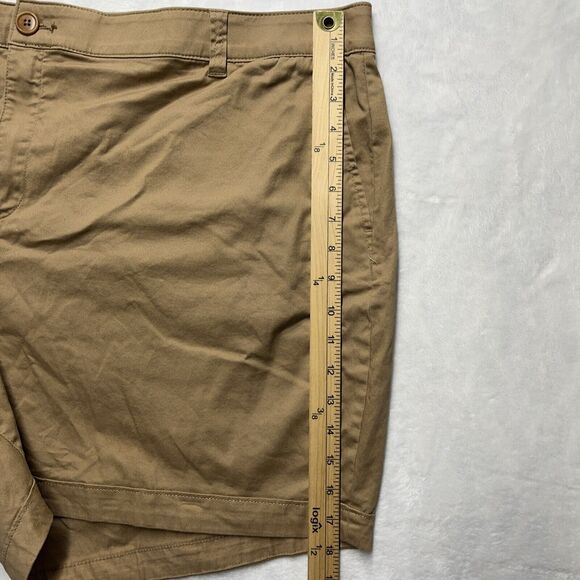 Lane Bryant Mid-Rise Chino shorts Women’s Sz 24 Khaki Brown NEW - Picture 3 of 8